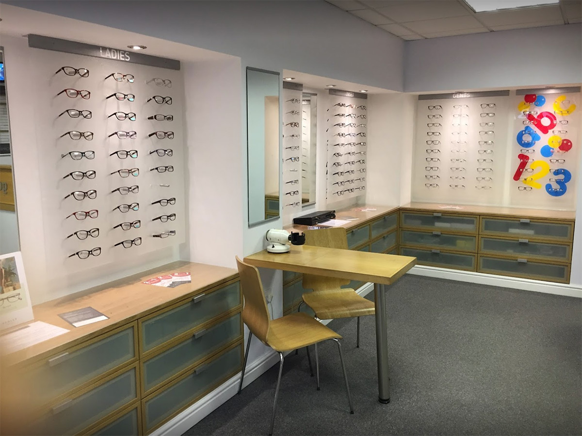 Low Vision Clinic Leeds